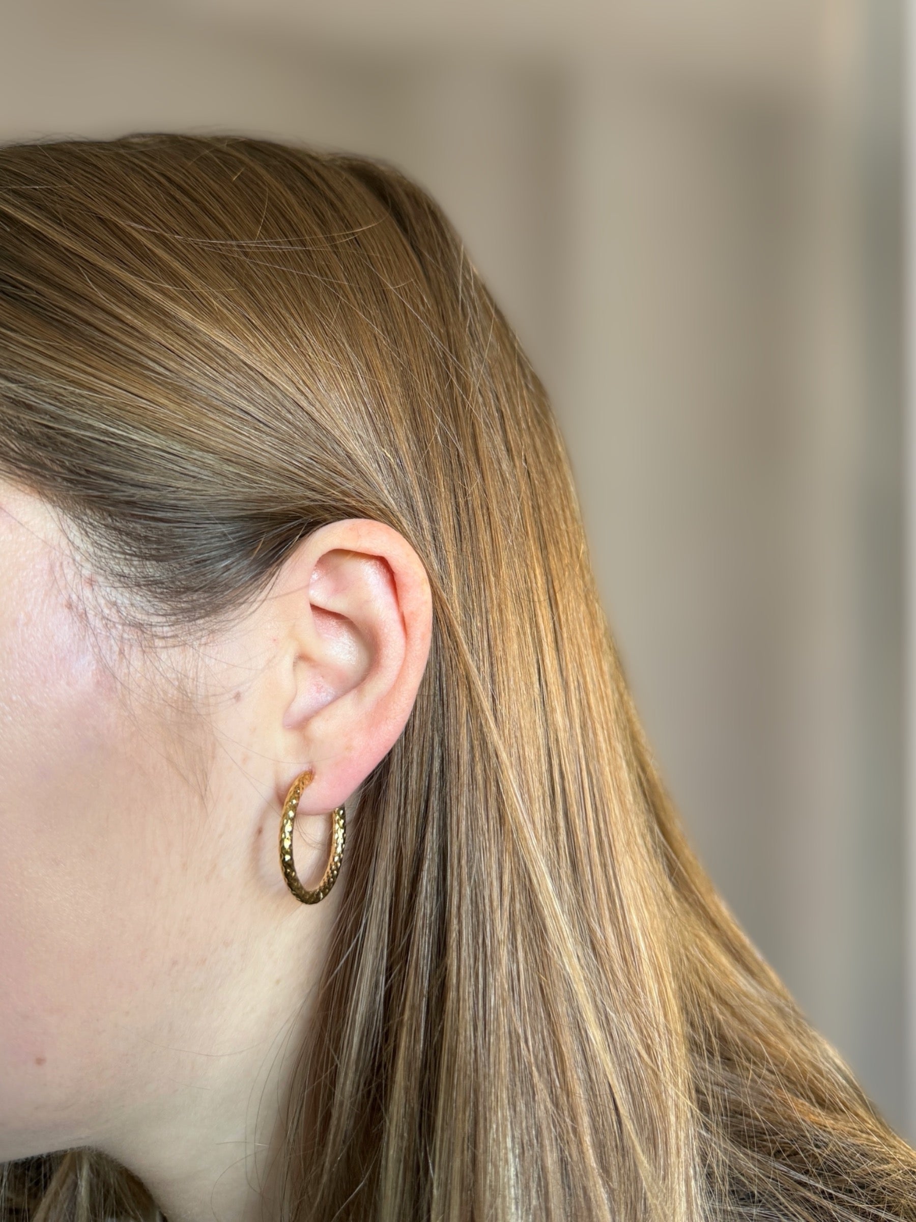 Waterproof Medium textured hoops