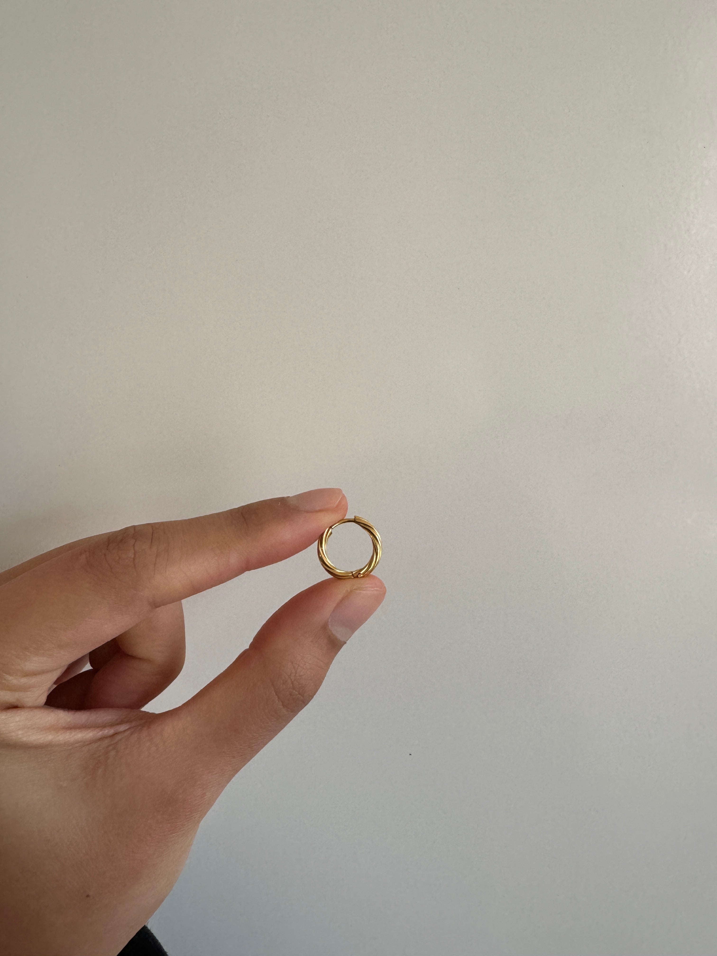 Waterdichte Mini-getextureerde hoepels
